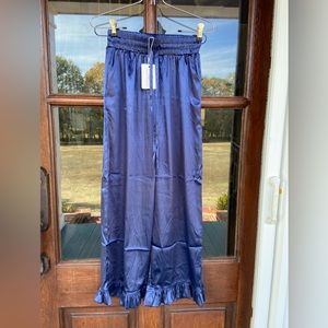 Summer Weatherly navy satin pajama pants! NWT. (S)‎